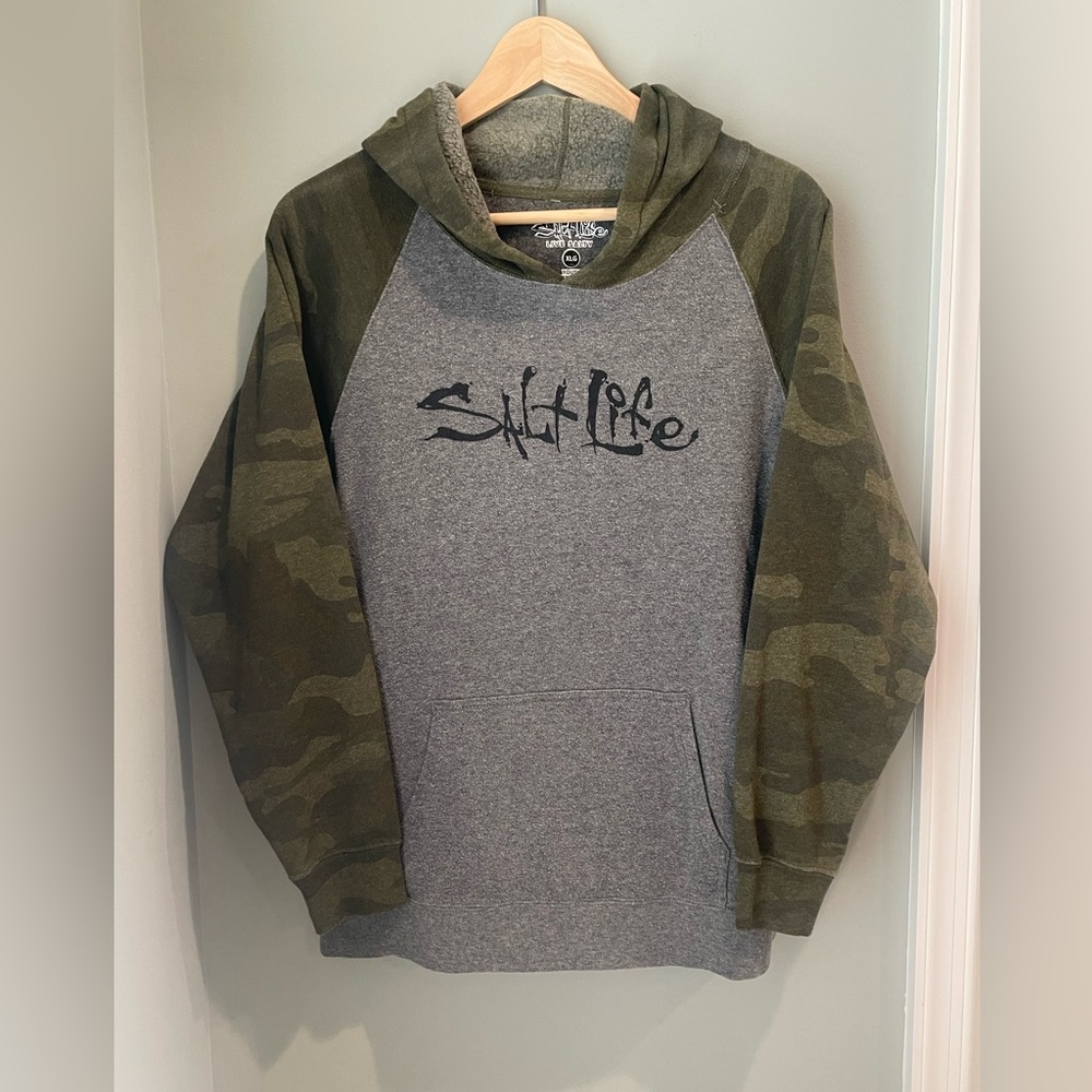 Salt‎ Life Command Hoodie- Youth Size XL